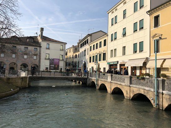 Casa dei Carraresi Exhibition Center